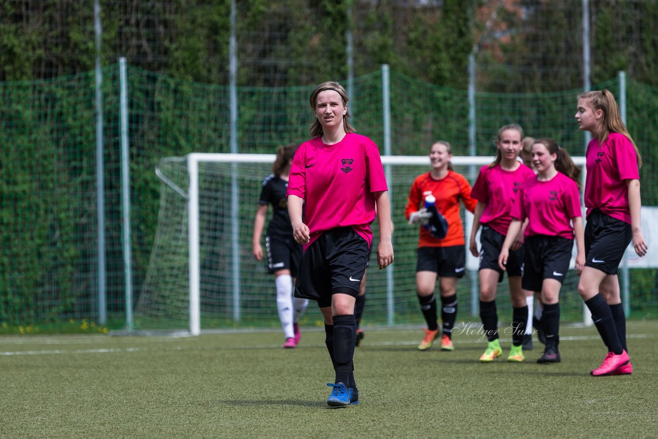 Bild 156 - B-Juniorinnen Pokalfinale SV Henstedt Ulzburg - SG Holstein Sued : 2:0